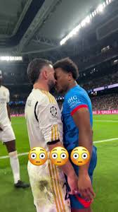 It got heated between Dani Carvajal and Loïs Openda during Real Madrid's  UCL Round of 16 clash against RB Leipzig 😮 (via @LiveScore) #realmadrid  #championsleague #soccer