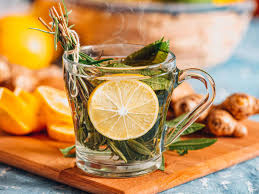 10 potentes efectos del té verde con limón en tu organismo