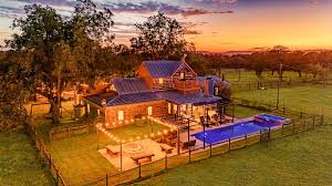 Texas Hill Country Ranch Estate with Pool, Barn... | WedStay