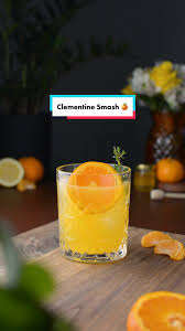 CLEMENTINE SMASH 🍊 2oz gin | 0.5oz honey syrup | 0.5oz lemon juice |  Clementine wedges | #clementinesmash #clementine #clementines  #clementinecocktail #cocktail #cocktails #cocktailrecipe #fyp ...