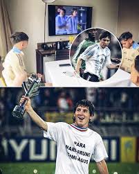 The Argentina U-20 Team are watching Lionel Messi's 2005 U-20 World Cup  Final performances to get inspiration 👽🐐🫡 [Via ESPN]