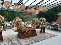 Casamento intimista no campo com menu personalizado. 60 convidados Espaço  @fazendafagundes Assessoria @sollassessoria Drinks @conceitobarsp Decor  @julianavalimdecoracoes Som @r22eventos Docinhos @selirigazzi  #maedagastronomia #casamento #buffet ...