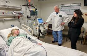 Dedicated renal ICU support and bedside kidney care