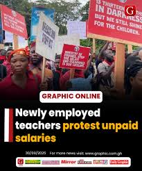 Newly employed teachers protest unpaid salaries Read more in the comments section. #Dailygraphic #GhanaNews #GraphicOnline