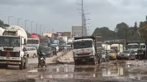 Mumbai-Ahmedabad highway in poor condition
