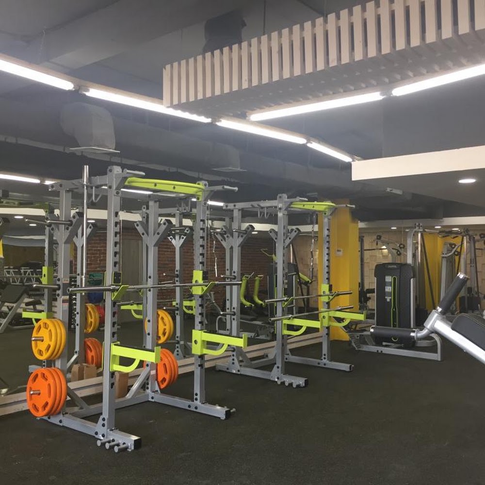 Champion gym ( фитнес клуб по Бокейхана )