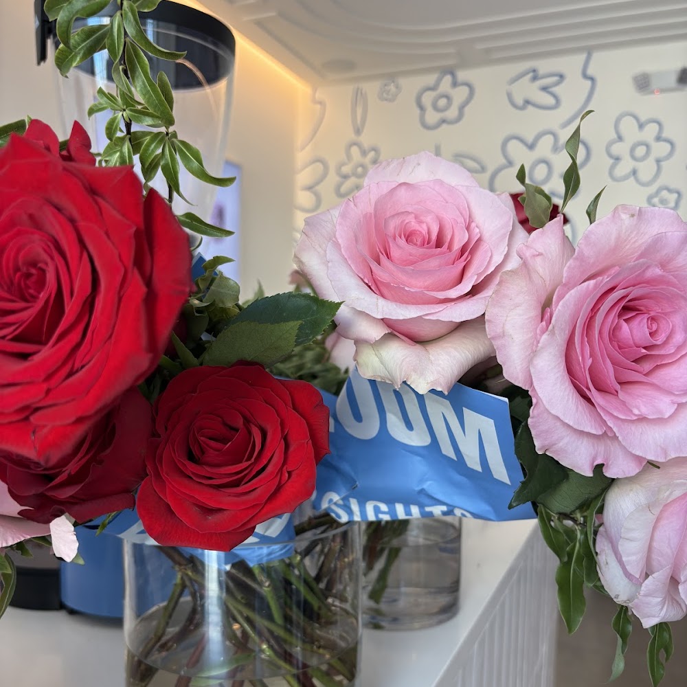 LE BLOOM
