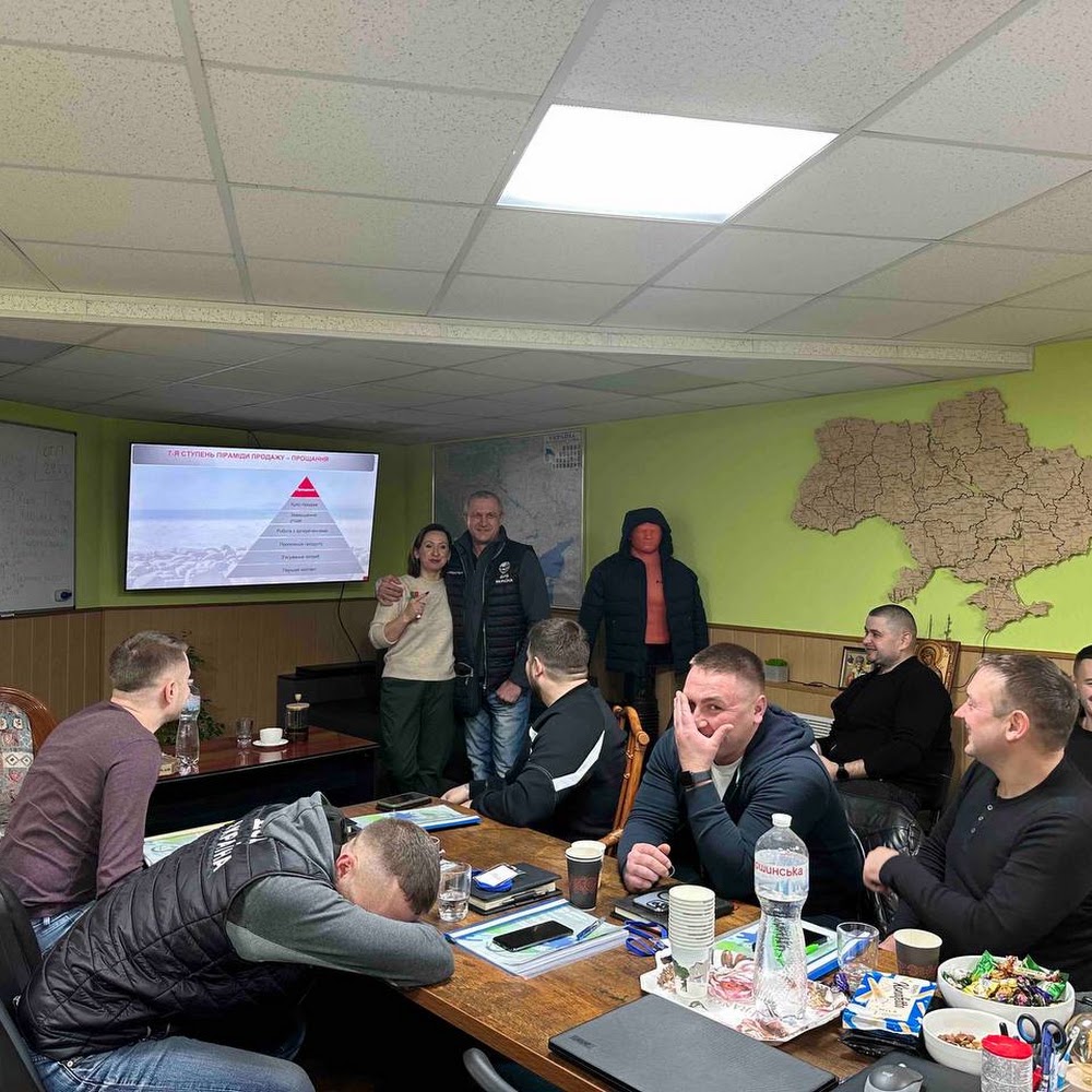 Навчально-консультаційний центр "Атлант"