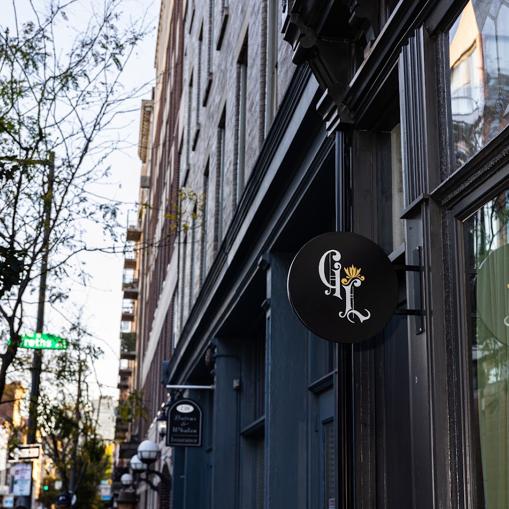 The Gas Lamp Hotel