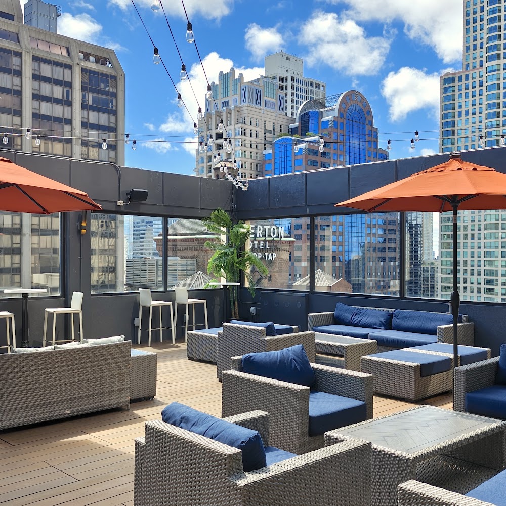 The Chicago Hotel Collection Magnificent Mile Hotel & Suites