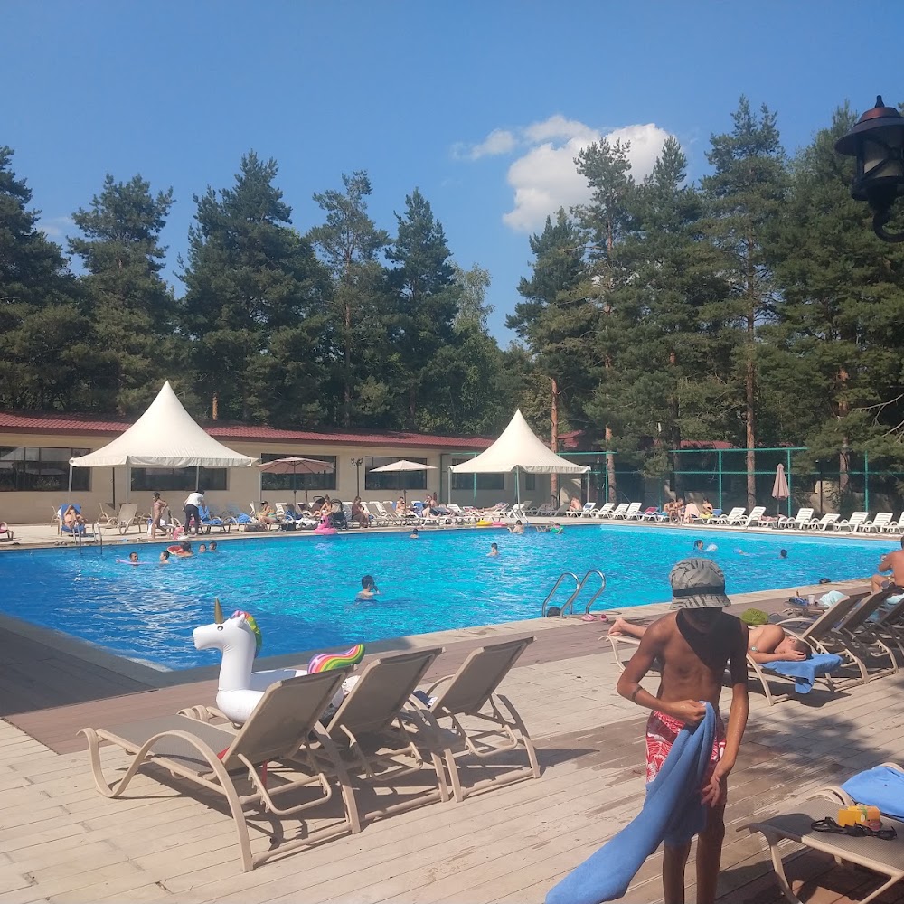 Almaty Resort Бассейн