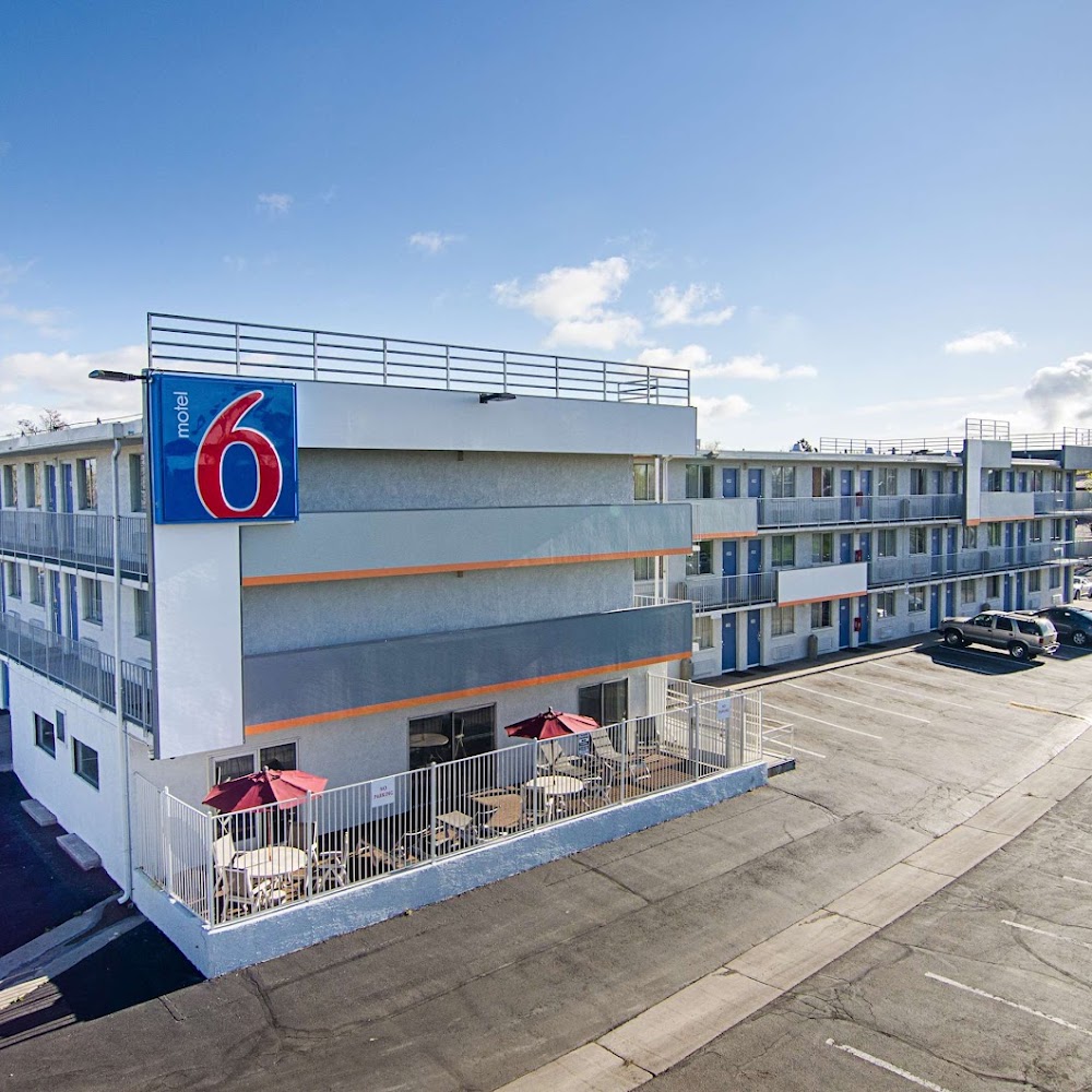 Motel 6 Denver, CO – Downtown