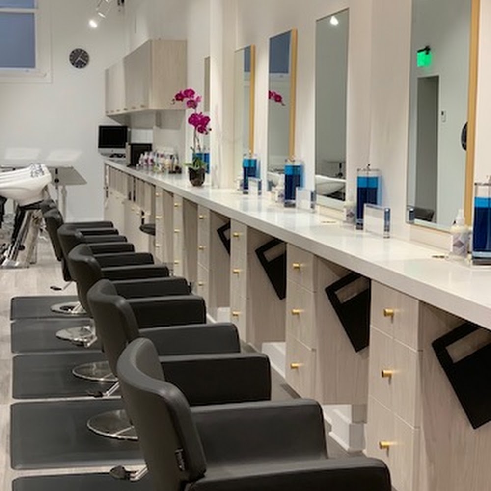Revamp Salon