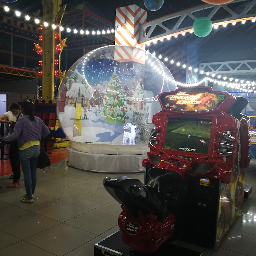 Центр детских развлечений LUNAPARK