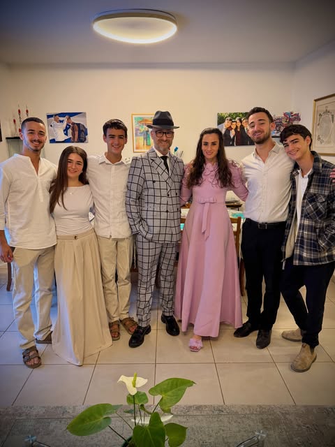 Shabbat shalom and Chag Sameach 

Swipe to read my thoughts on this week’s Torah portion!