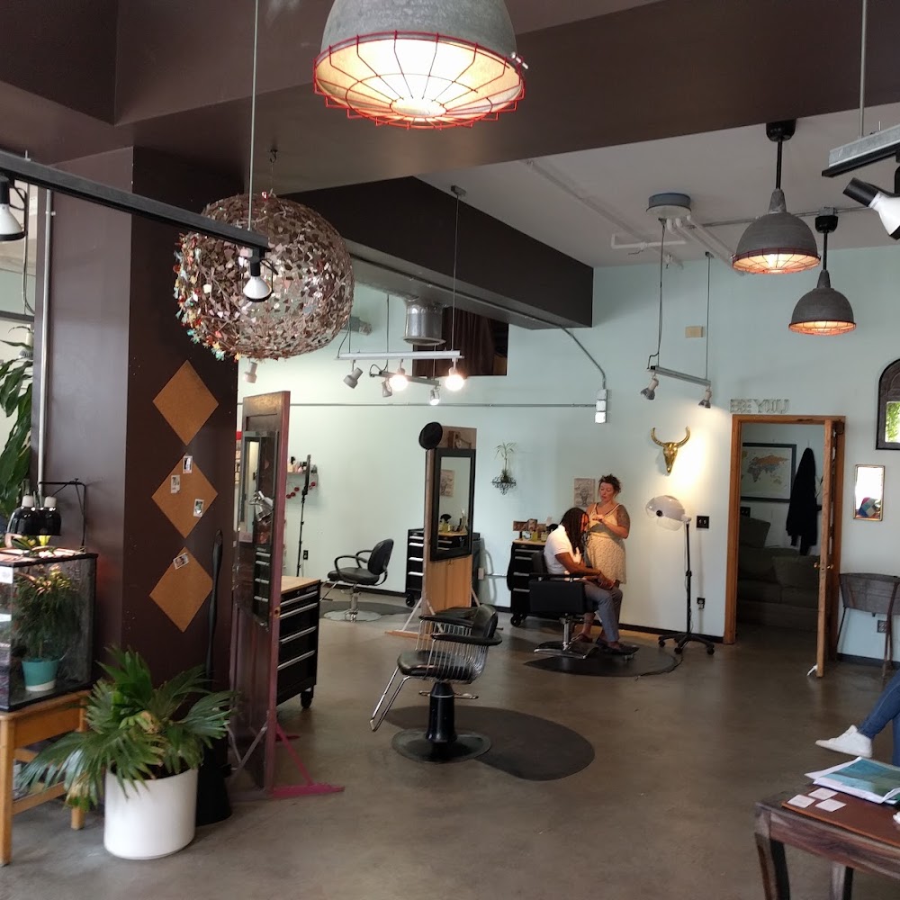 3 Little Birds Salon ✂