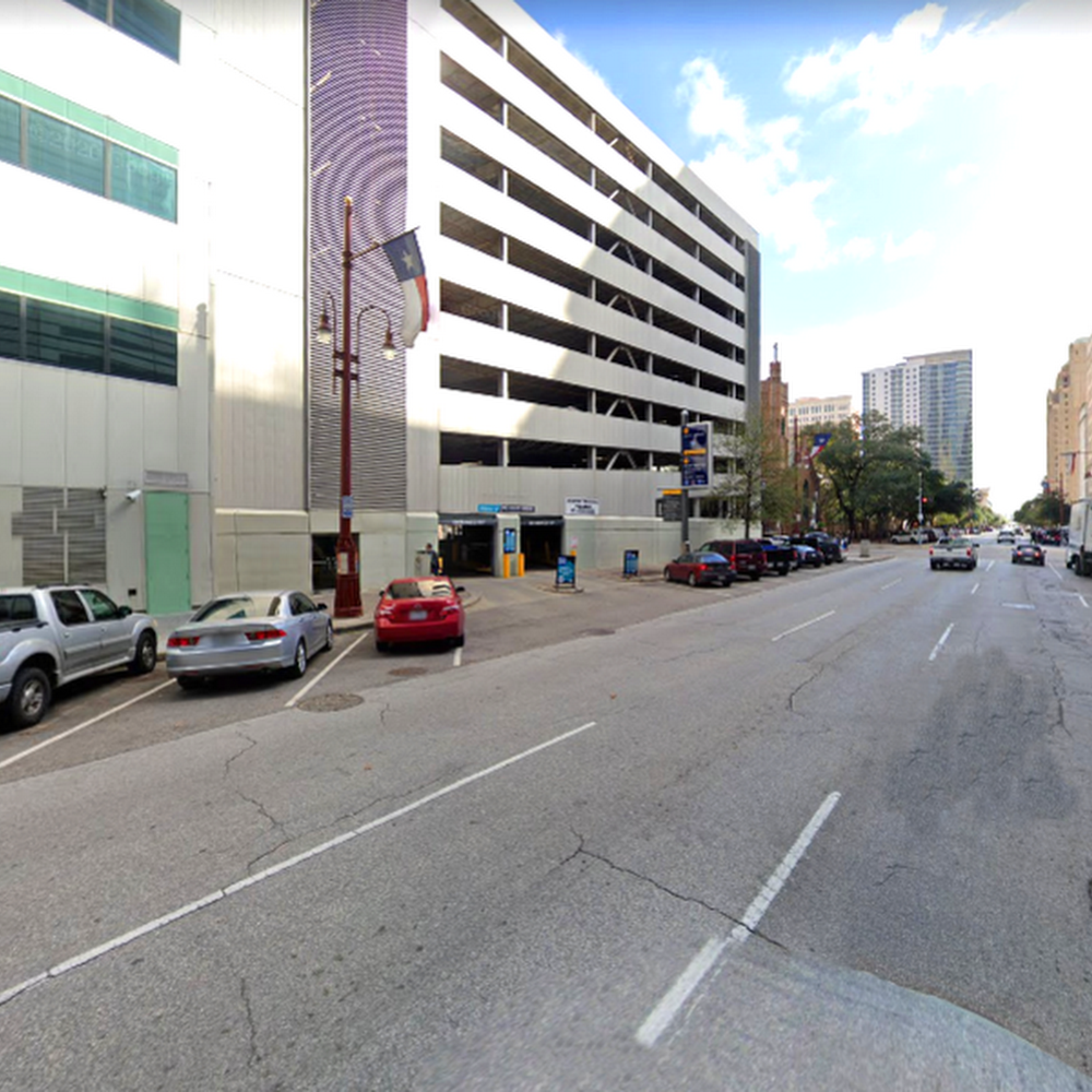 Binz Parking Garage