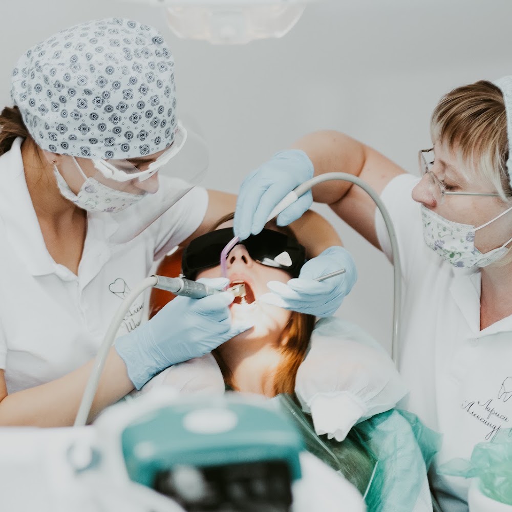 «Esthet-X» Семейная стоматология