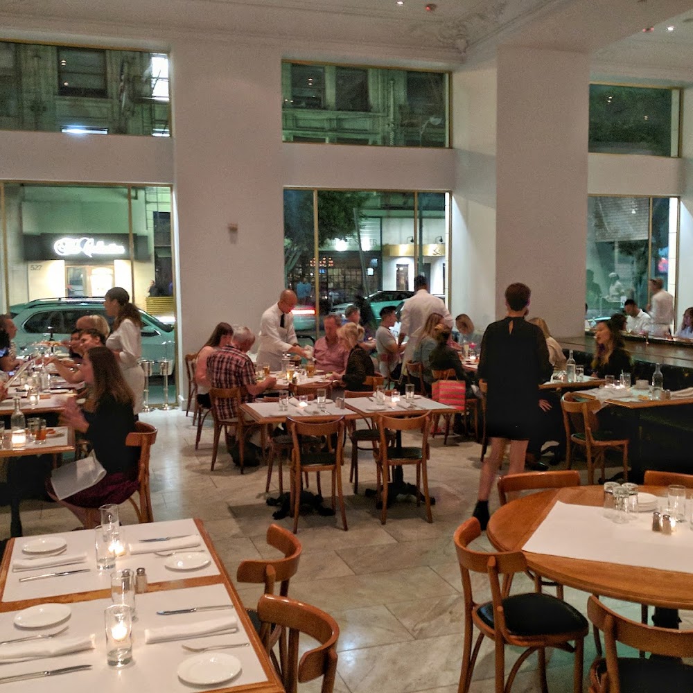 Bottega Louie