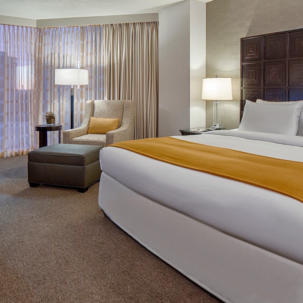 DoubleTree by Hilton Hotel Houston - Greenway Plaza