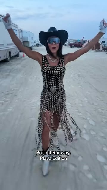 And if i did one thing right at Burning Man it was my outfits… #burningman #bethennyatburningman #ootd #outfits