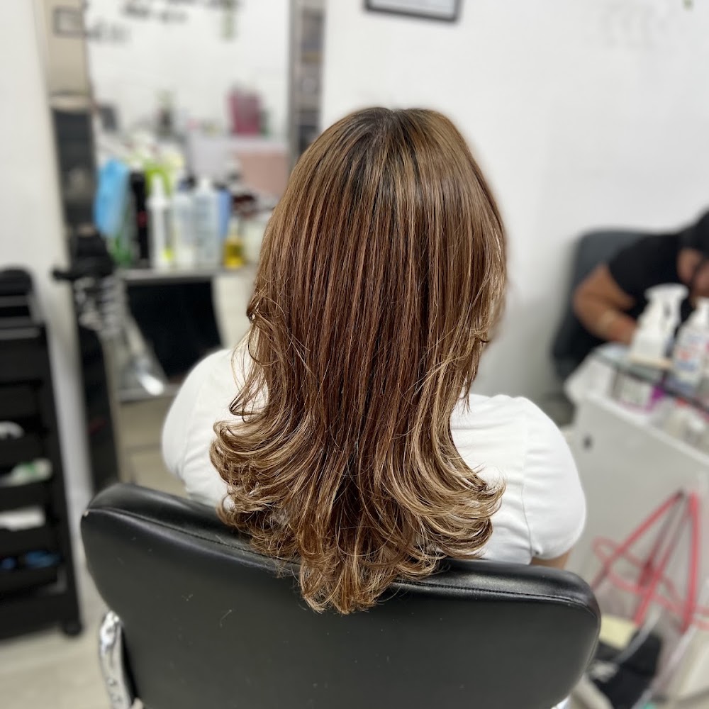 Dominican beauty salon by alma
