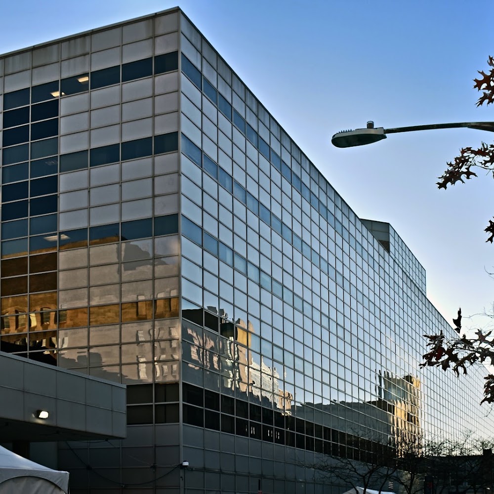 UChicago Medicine Center for Care and Discovery Hyde Park