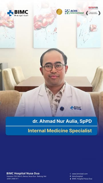 Dr. Ahmad Nur Aulia, Sp.PD, is an Internal Medicine Specialist with extensive clinical experience spanning emergency medicine, inpatient ca…