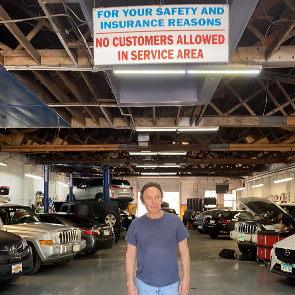 Fred's Wrigleyville Garage & Auto Repair