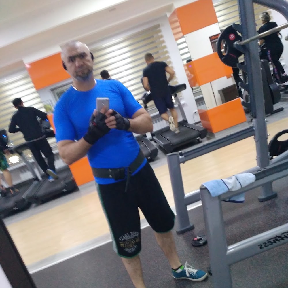 Family Fitness Фитнес Клуб