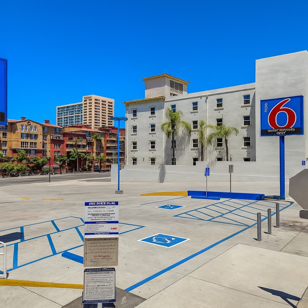 Motel 6 San Diego, CA - Downtown