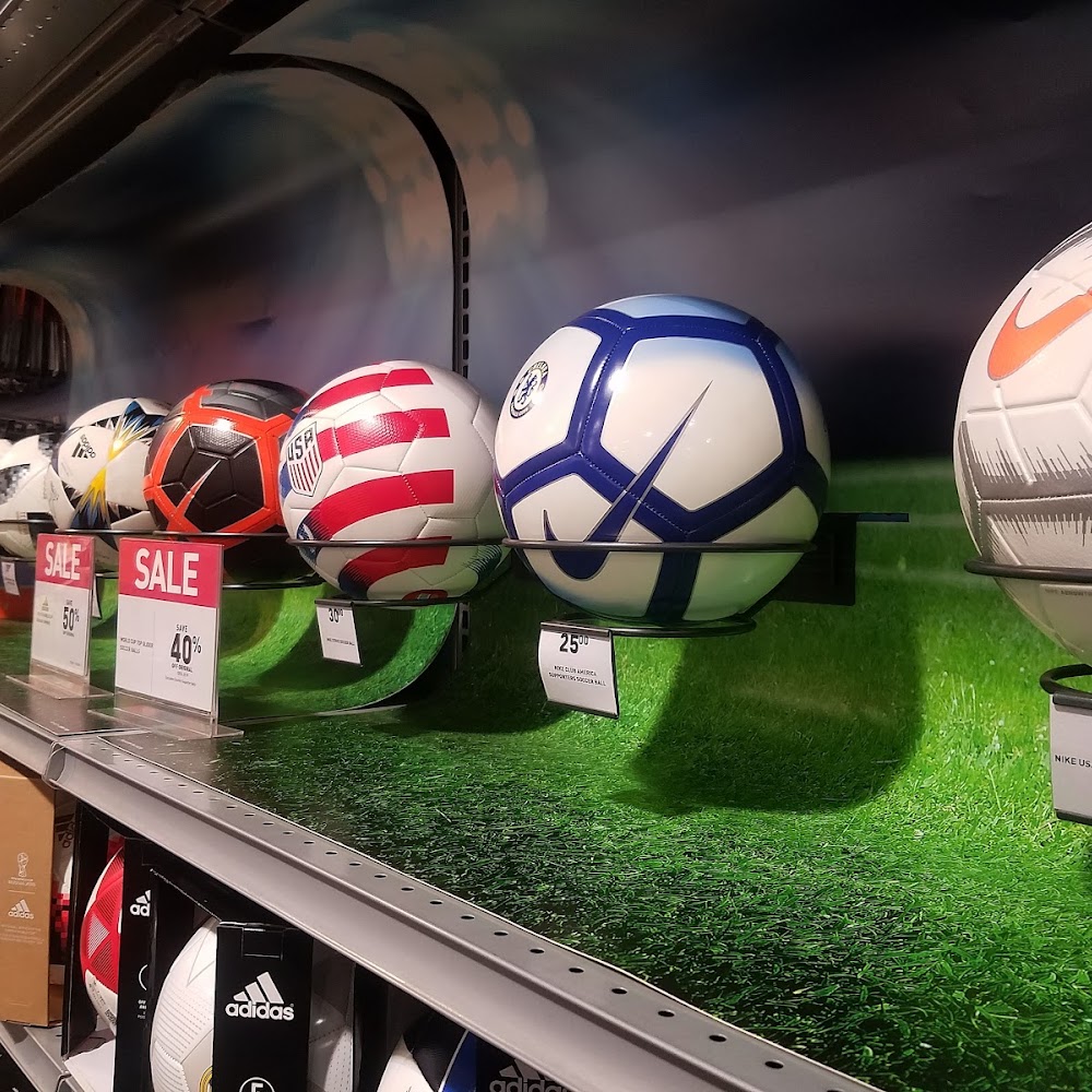 DICK'S Sporting Goods