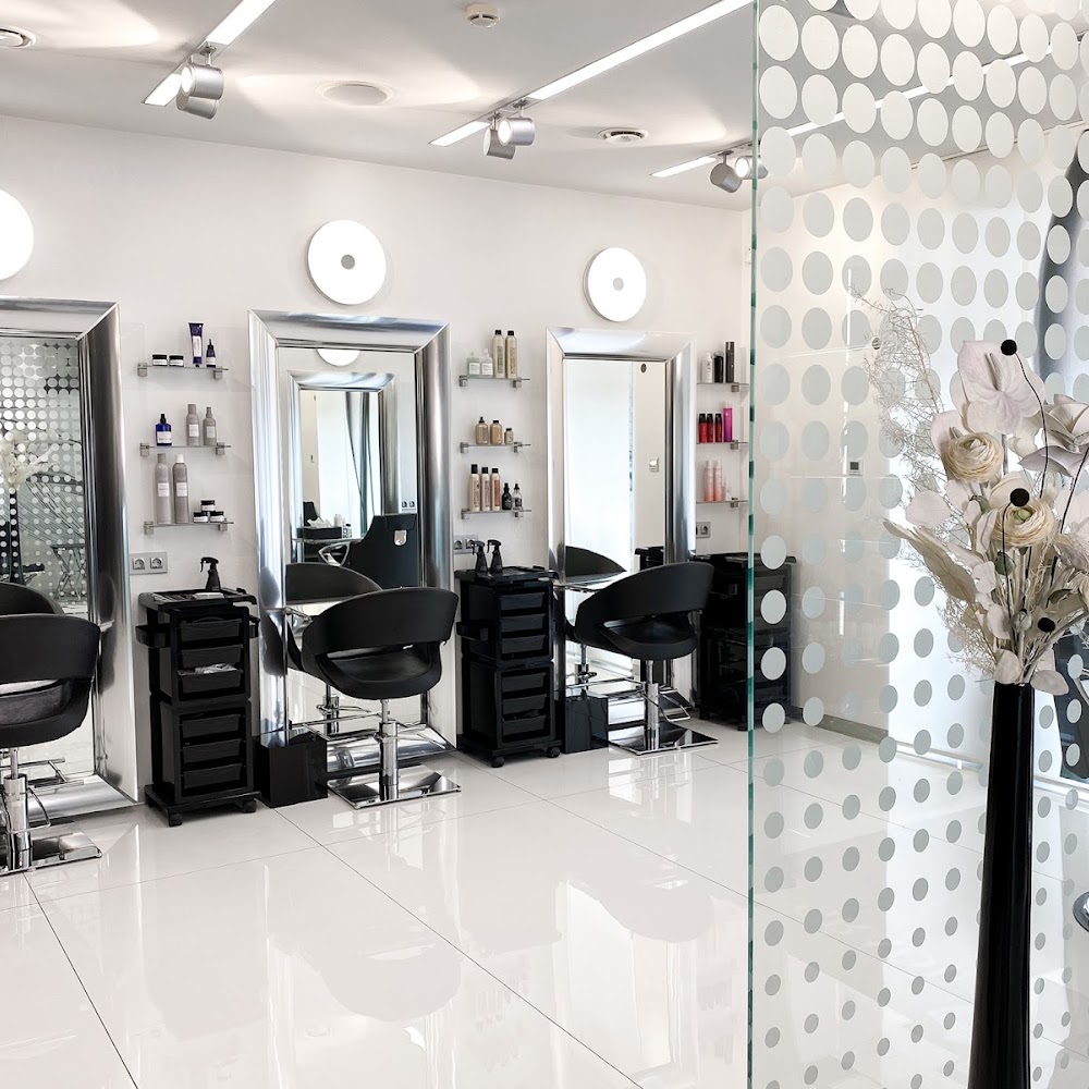 UpGrade Beauty Center