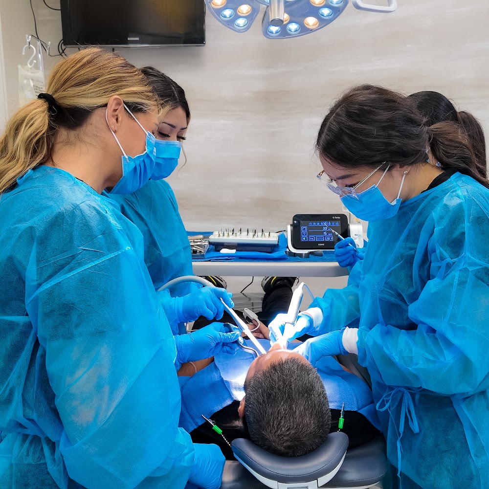 Lasting Smiles Dental Implant Center