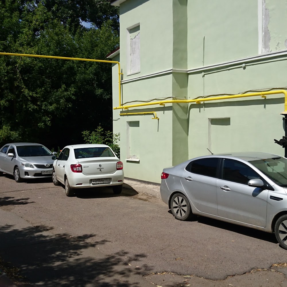 Казань. Бесплатная Парковка )) у Консерватории, так же бесплатная парковка у шиномонтажа на жуковского.