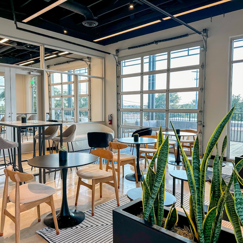 Crowned Coffee Lounge & Success Space