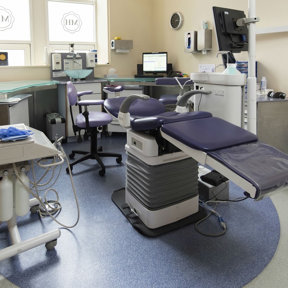 Malt House Specialist Dental Centre