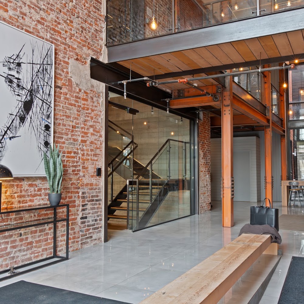 Sosuite at The Queen - Queen Village