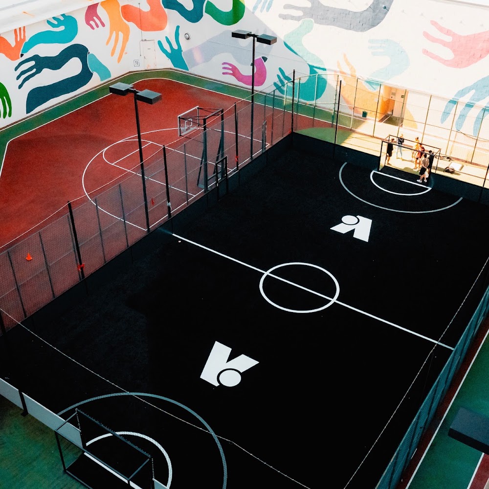 Vanta Athletics (Rooftop Sports Facility) at Plaza of the Americas