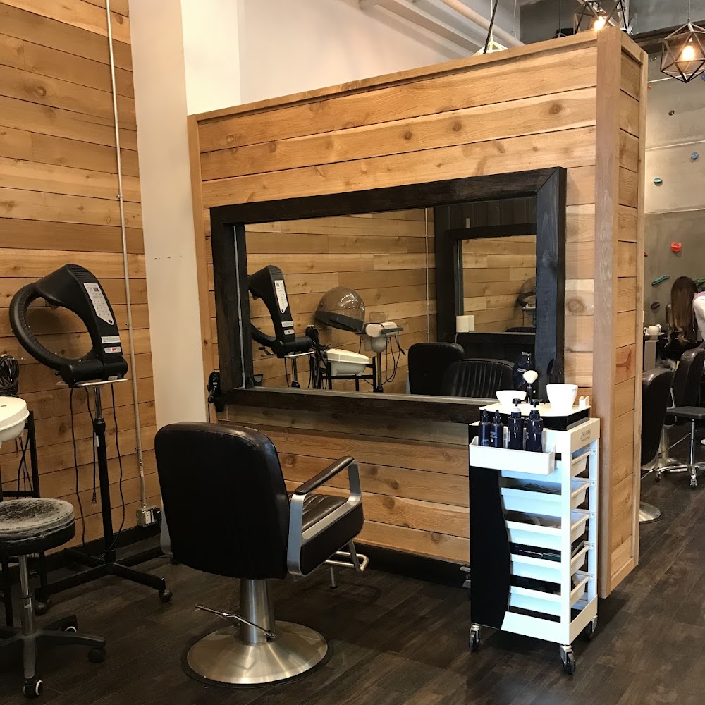Secret Salon 316