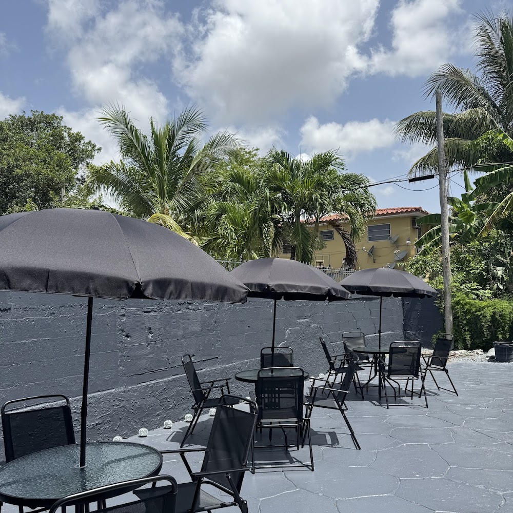 Touchdown Hostel Little Havana