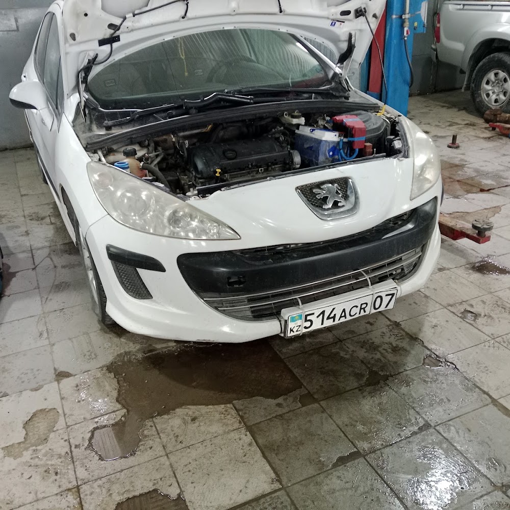Автокомплекс "Лидер"