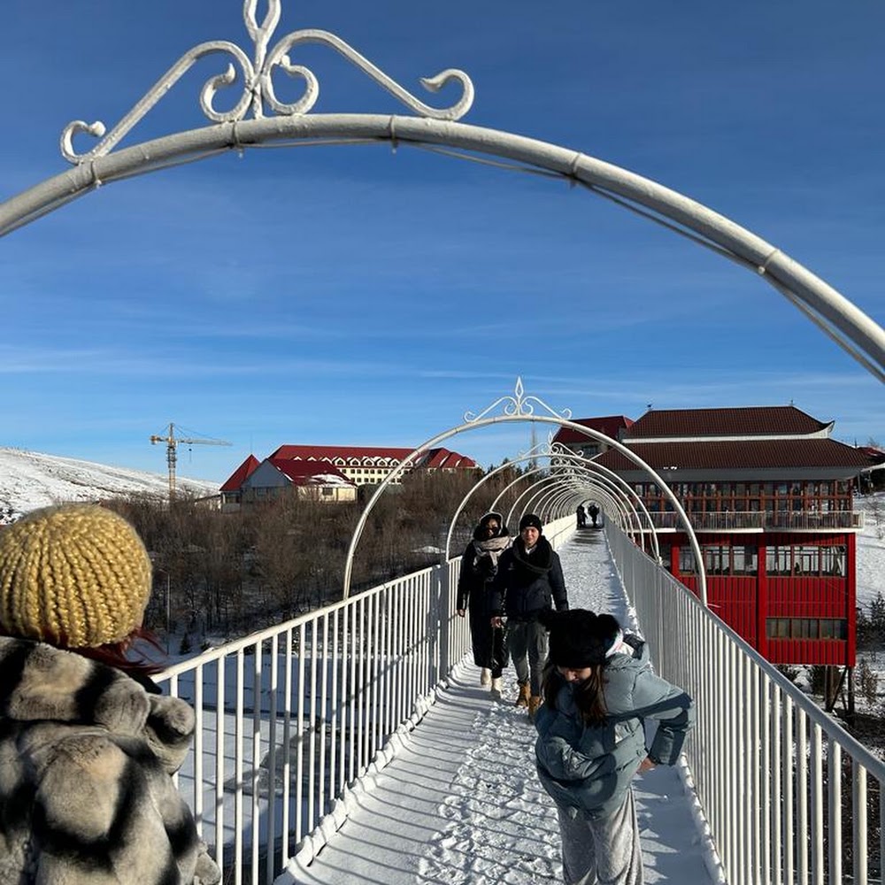 Tau Samaly Mountain resort