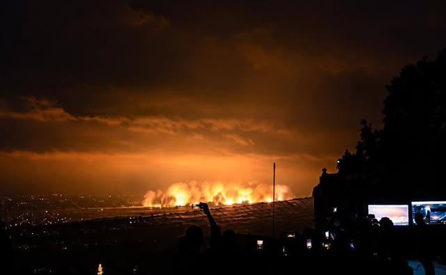 Lebanon tonight. 💥💥

20 years building their Iran-funded terror tunnel infrastructure. 

And poof! Gone!!