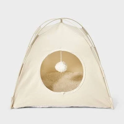 Boots & Barkley Enclosed Tent Cat Bed