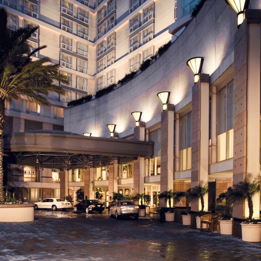Omni Los Angeles Hotel at California Plaza