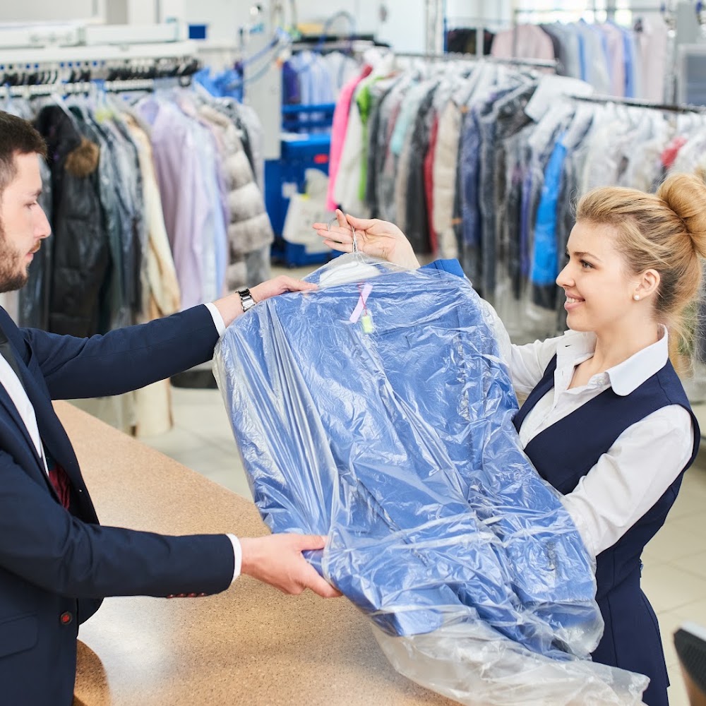 Michael Angelas Dry Cleaner & Alterations