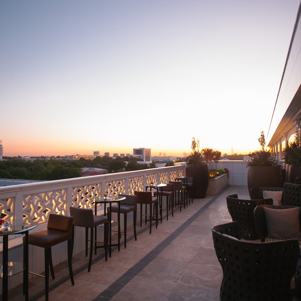Sette Restaurant & Bar