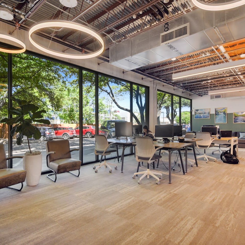 Common Desk - Anderson Lane