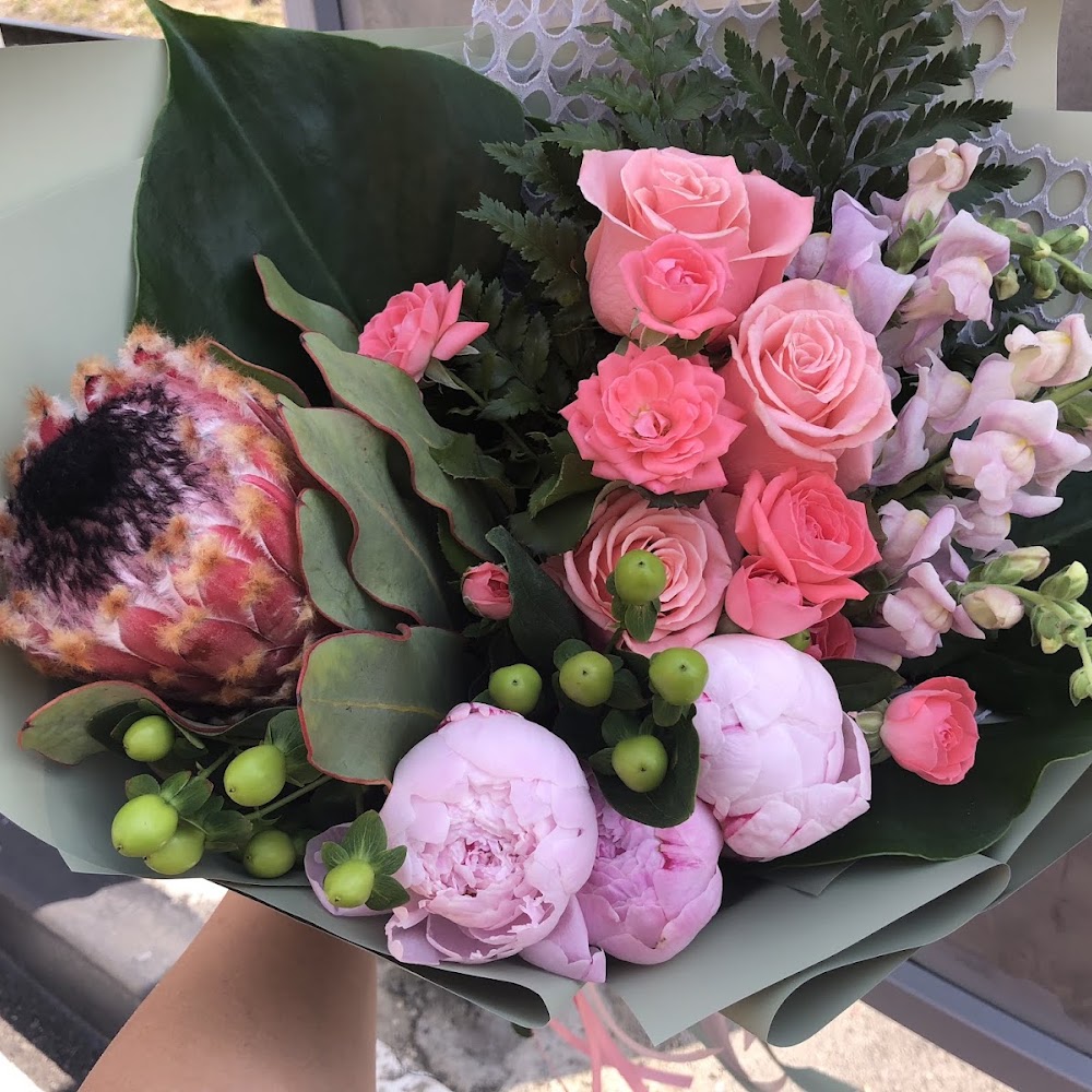 ViA Flowers
